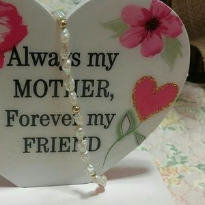 Unique pearl bracelet